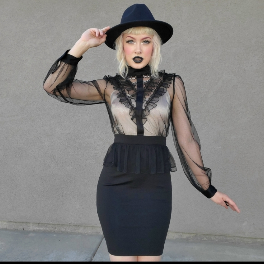 Bebe Victorian-Inspired Goth Lace Bodycon Dress